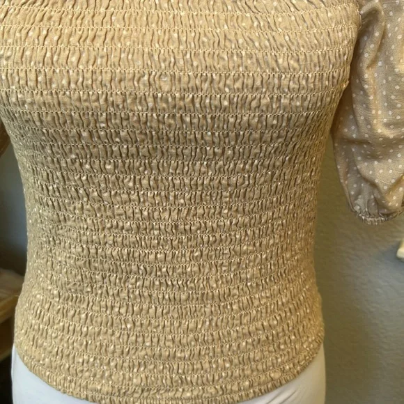 Abercrombie & Fitch Beige Puff Sleeve Crop Top - Picture 3 of 7